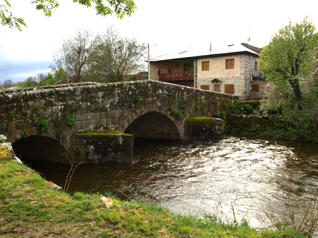 Вілла Casa Rural El Trubio Vigo de Sanabria Екстер'єр фото