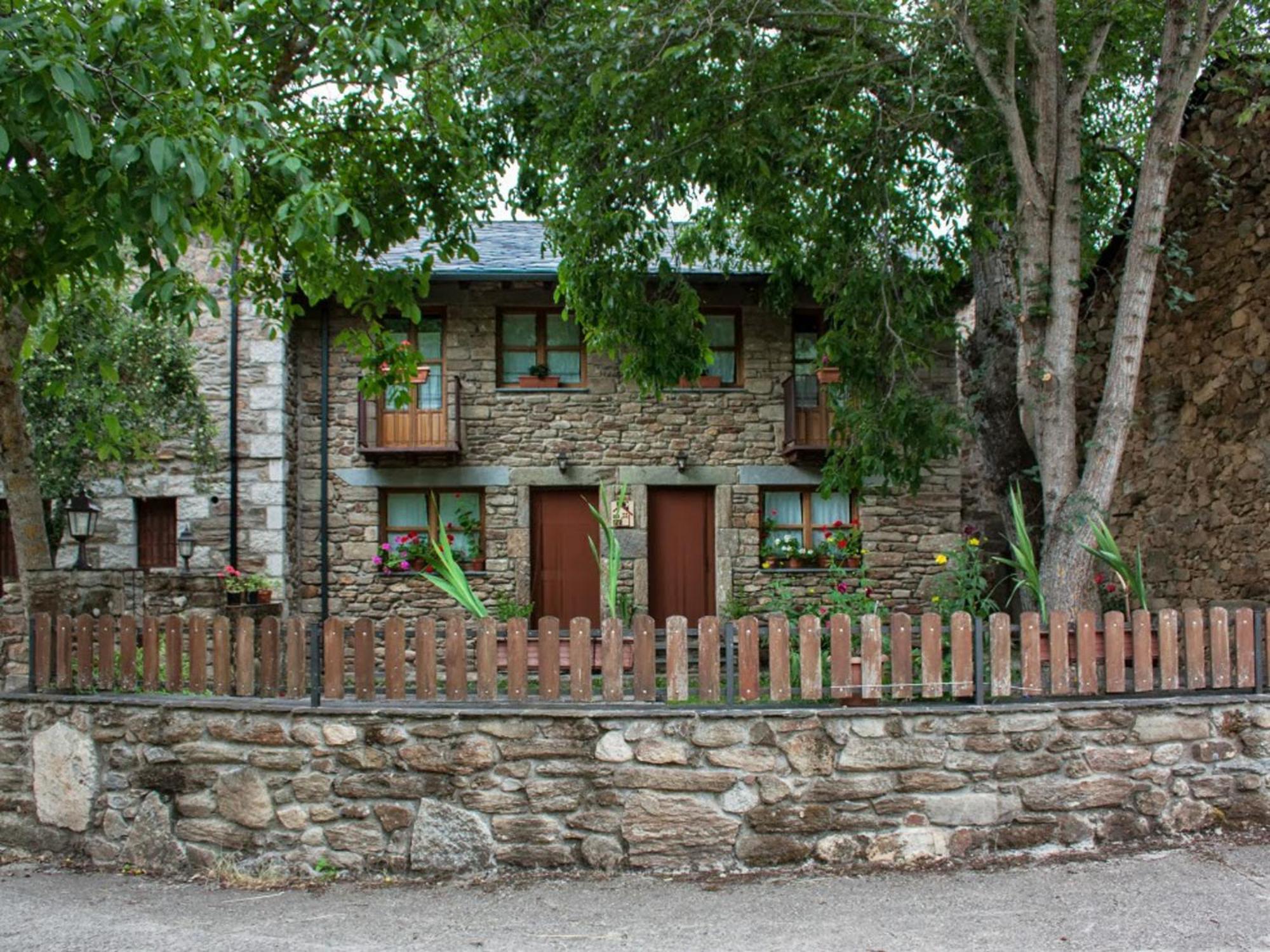 Вілла Casa Rural El Trubio Vigo de Sanabria Екстер'єр фото